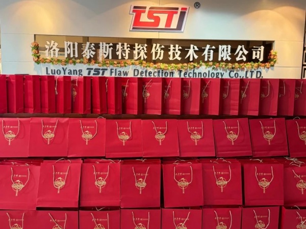 情滿月圓，共祝中秋——蘑菇视频红色LOGO恭祝大家佳節快樂!